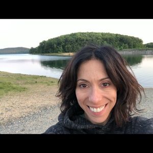 Meet your Posher, Julia